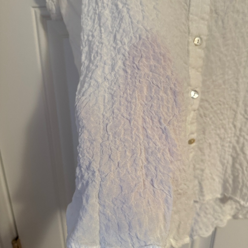White Buttonup - Picture 2 of 8
